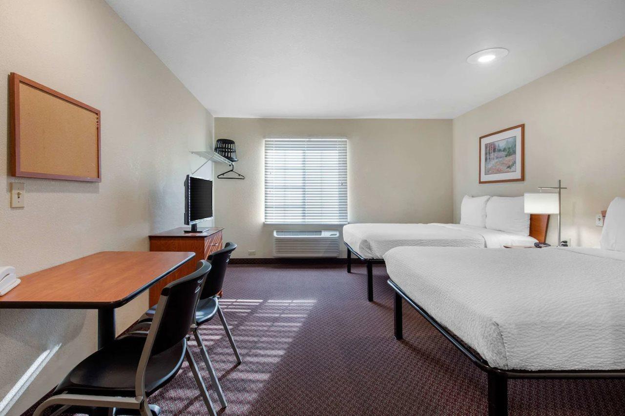 Holiday Inn Express Hotel & Suites Huntsville University Drive Eksteriør bilde