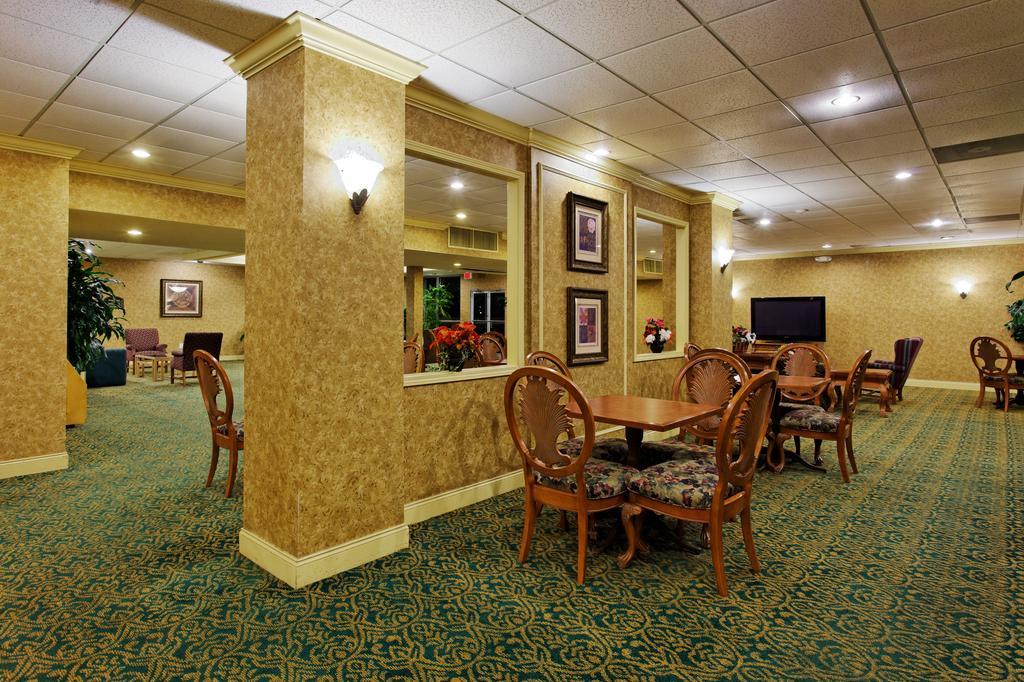 Holiday Inn Express Hotel & Suites Huntsville University Drive Restaurant bilde